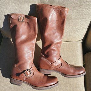 FRYE Boots Size 9.5